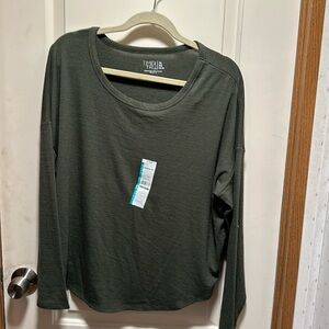 Time & tru long sleeve